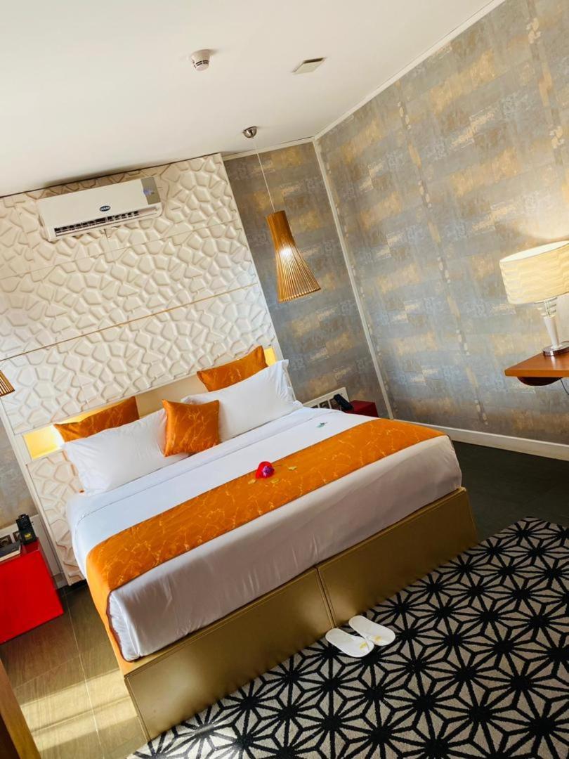 Boun'S Hotel Yaoundé Kültér fotó