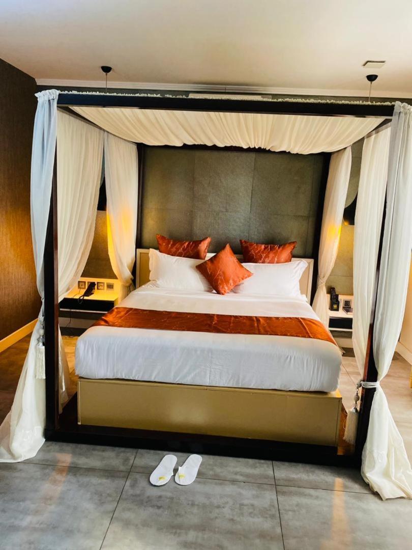 Boun'S Hotel Yaoundé Kültér fotó