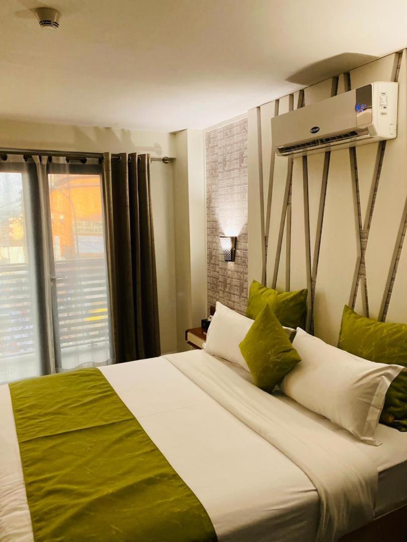 Boun'S Hotel Yaoundé Kültér fotó