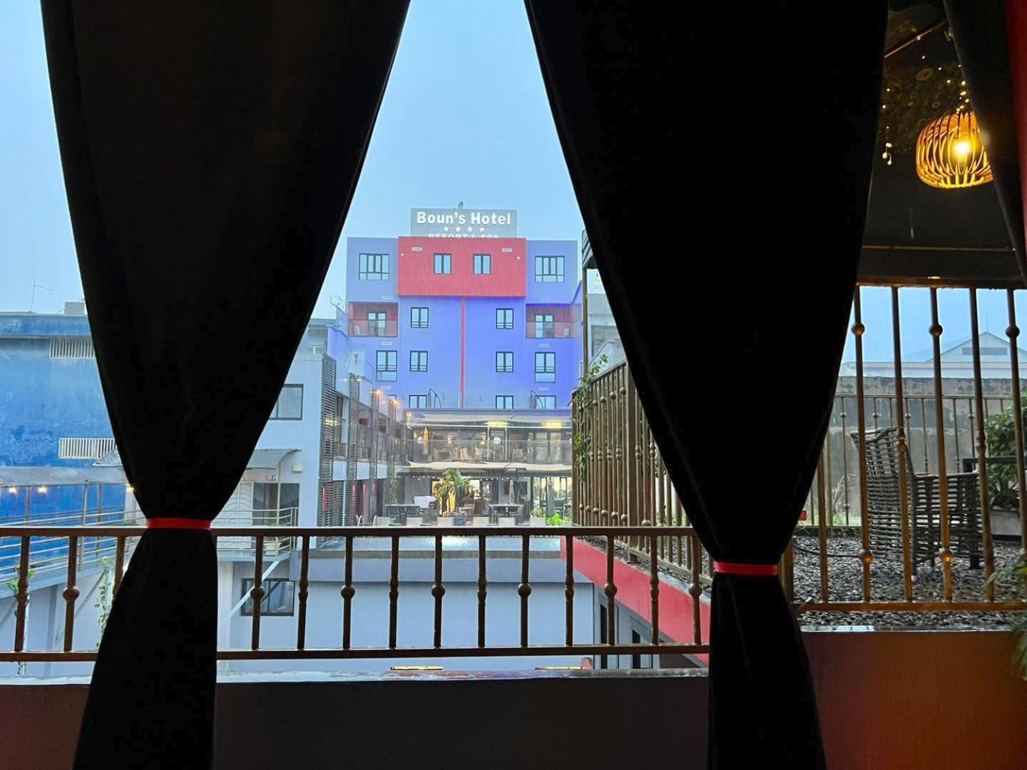Boun'S Hotel Yaoundé Kültér fotó